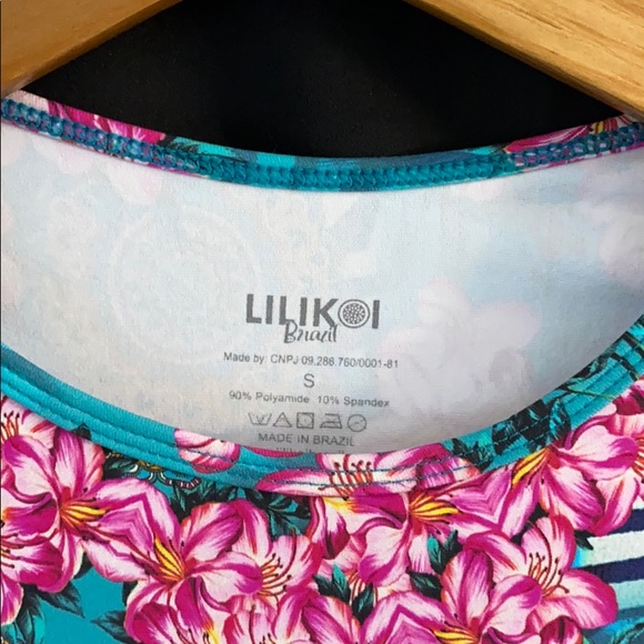 Lilikoi Rash Guard top XS - Picture 3 of 3